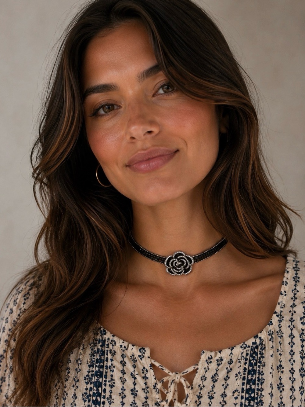 Black Crystal Rose Choker Necklace - Elegant Women's Jewelry